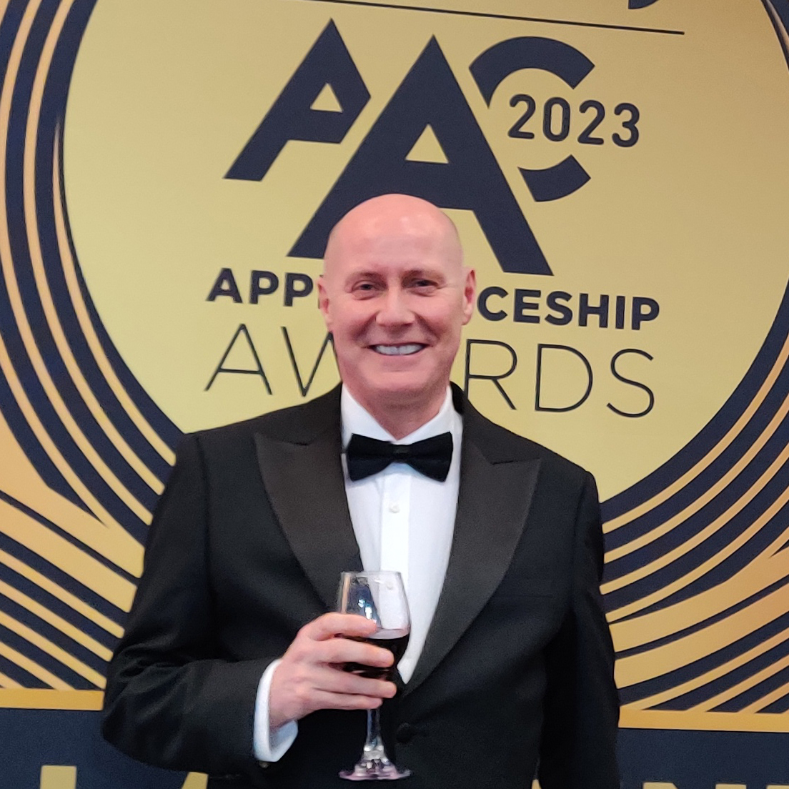 Photo of Dr Craig R Smith, Educational Video Producer and Digital Skills Trainer